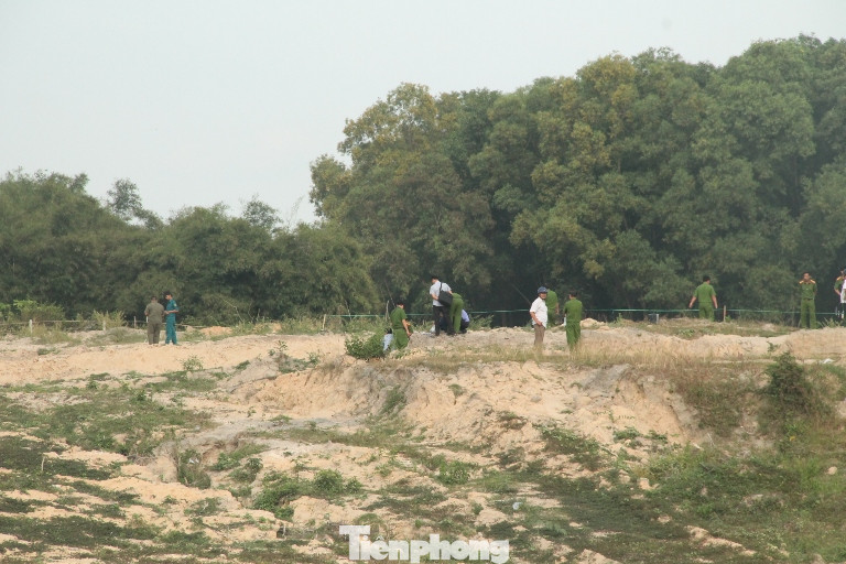 Phát hiện thi thể cháy đen tại dự án khu dân cư đang san lấp mặt bằng ảnh 1