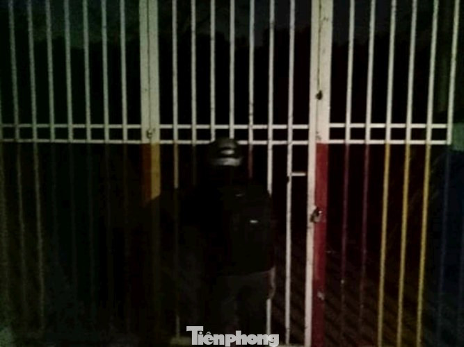 Xác chết bí ẩn trong lu nước ở khu mộ cổ hàng trăm năm ảnh 1