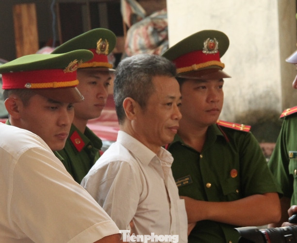 Trả hồ sơ điều tra lại vụ cựu Bí thư TX Bến Cát vi phạm đất đai ảnh 1