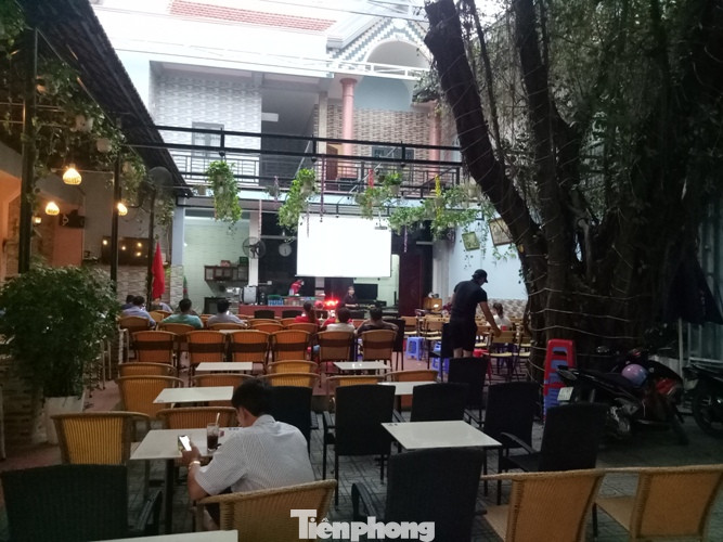 Mẹ tiền đạo Tiến Linh: Tôi có linh cảm U22 Việt Nam sẽ giành chiến thắng ảnh 4