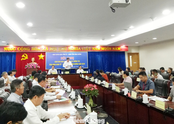 Nhiều vấn đề nóng ở Bình Dương chưa được xử lý ảnh 2