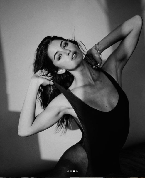 Gigi Paris khiến cánh mày râu mê mẩn với loạt ảnh áo tắm siêu nóng bỏng ảnh 4