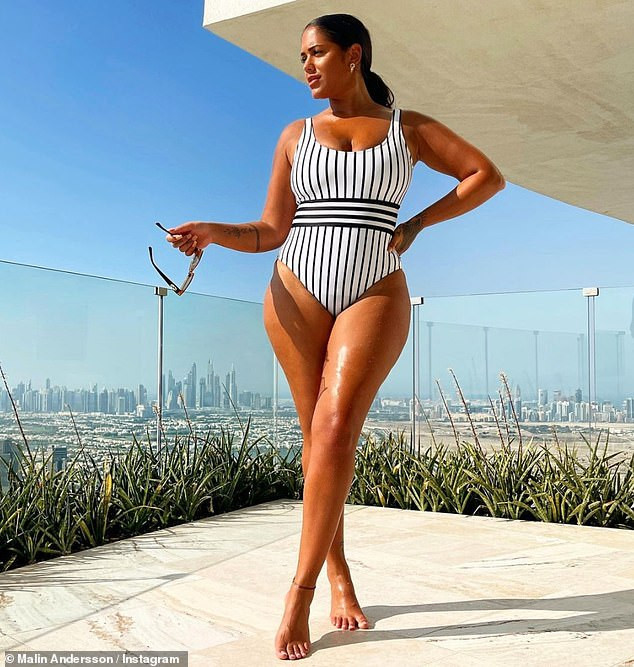 Sao truyền hình 9x tự tin khoe dáng ngoại cỡ với áo tắm ảnh 6