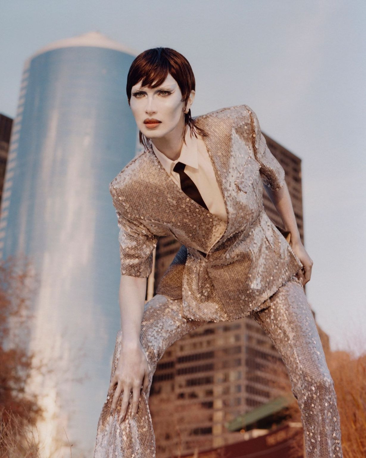 Bella Hadid khoe thể hình đẹp đáng kinh ngạc với ảnh bán nude ảnh 5