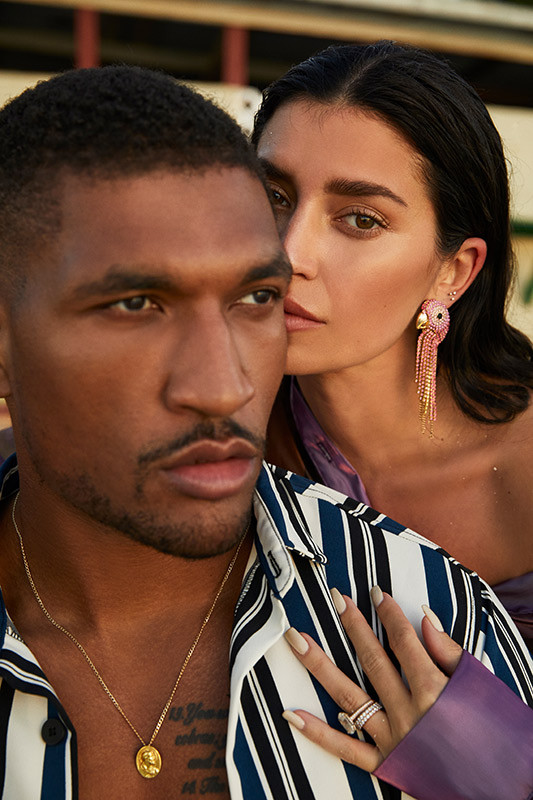 'Mỹ nhân nóng bỏng nhất Canada' tình tứ bên chồng cầu thủ khiến fan ghen tị ảnh 17