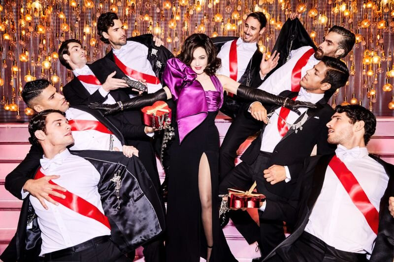 'Tượng đài nhan sắc' Monica Bellucci khoe ngực đầy, eo thon đẹp không tưởng ở tuổi U60 ảnh 6