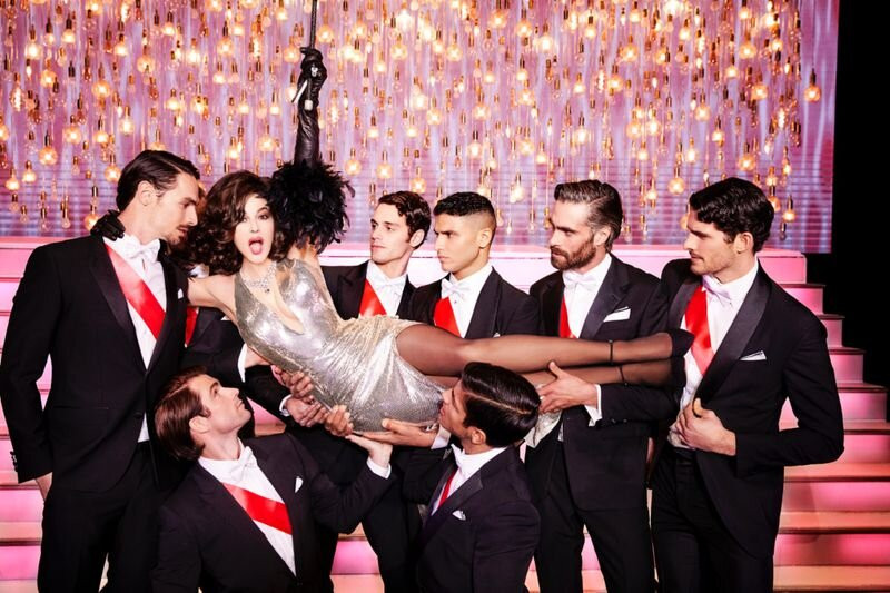 'Tượng đài nhan sắc' Monica Bellucci khoe ngực đầy, eo thon đẹp không tưởng ở tuổi U60 ảnh 13