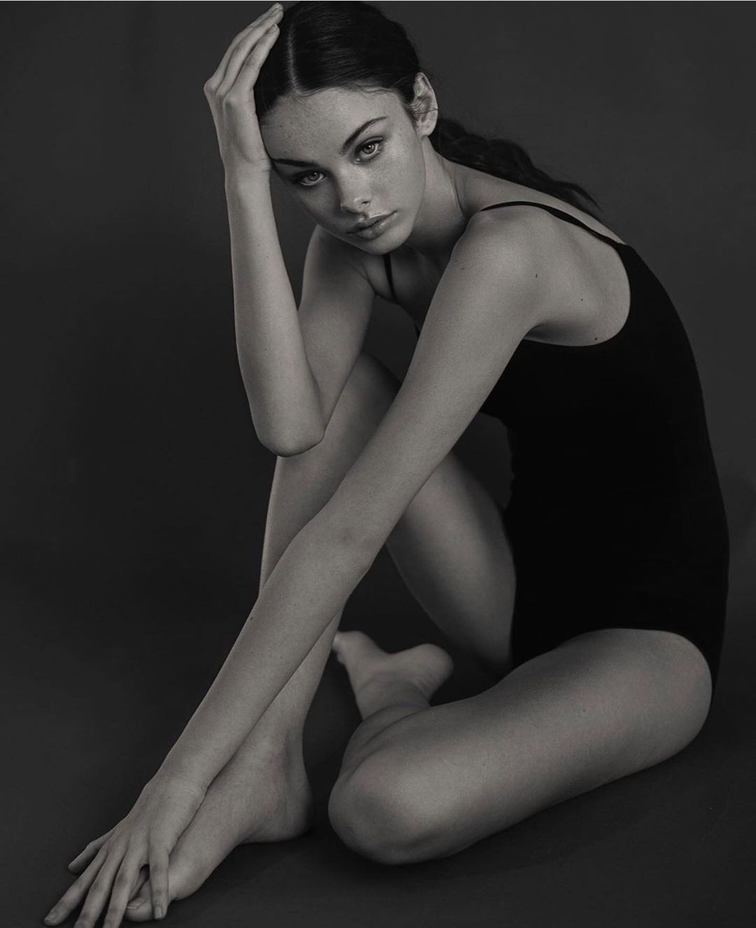 Ngắm nhan sắc cô gái 17 tuổi lọt top 3 gương mặt đẹp nhất thế giới ảnh 12