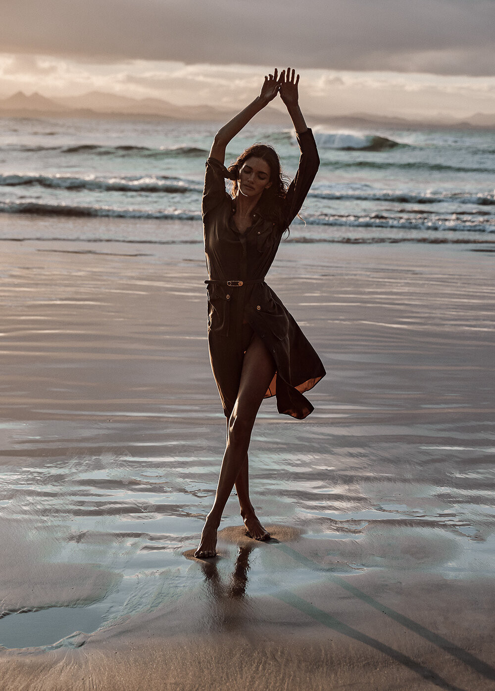 Sofia Reynal 'thả rông' táo bạo trên tạp chí ảnh 5