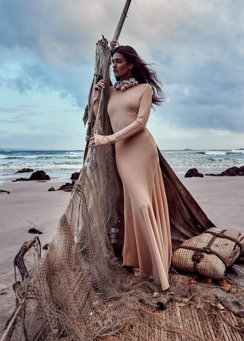 Sofia Reynal 'thả rông' táo bạo trên tạp chí ảnh 7