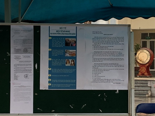 Hà Nội: Trường học vắng bóng học sinh, sinh viên vì dịch corona ảnh 14