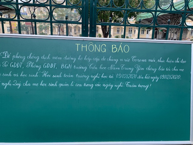 Hà Nội: Trường học vắng bóng học sinh, sinh viên vì dịch corona ảnh 2