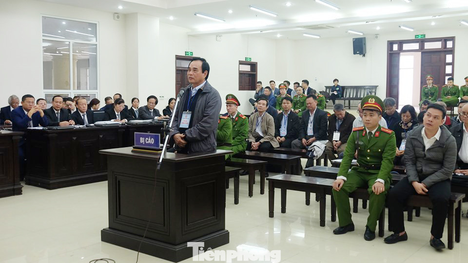 Cựu chủ tịch Đà Nẵng Văn Hữu Chiến nói không quen Vũ 'nhôm' ảnh 1