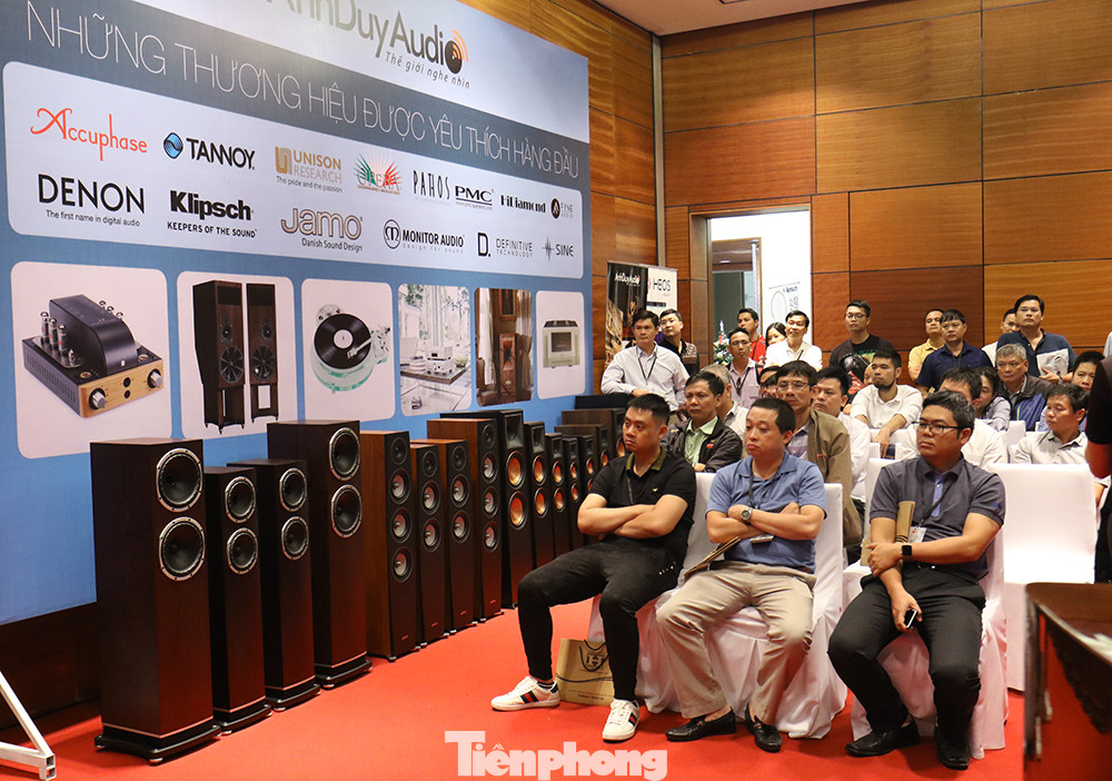 Cận cảnh loa đài 'khủng' tại triển lãm AV Show 2019 ảnh 14