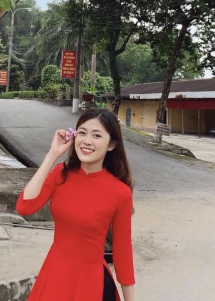 Nữ sinh ngành Luật say mê hoạt động tình nguyện ảnh 9