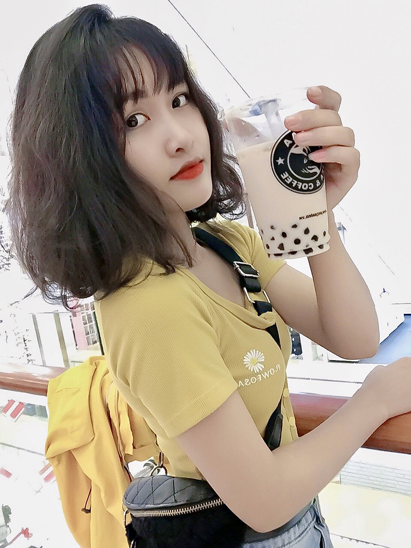 Hot girl 10X Thanh Hóa và ước mơ học Luật ảnh 11