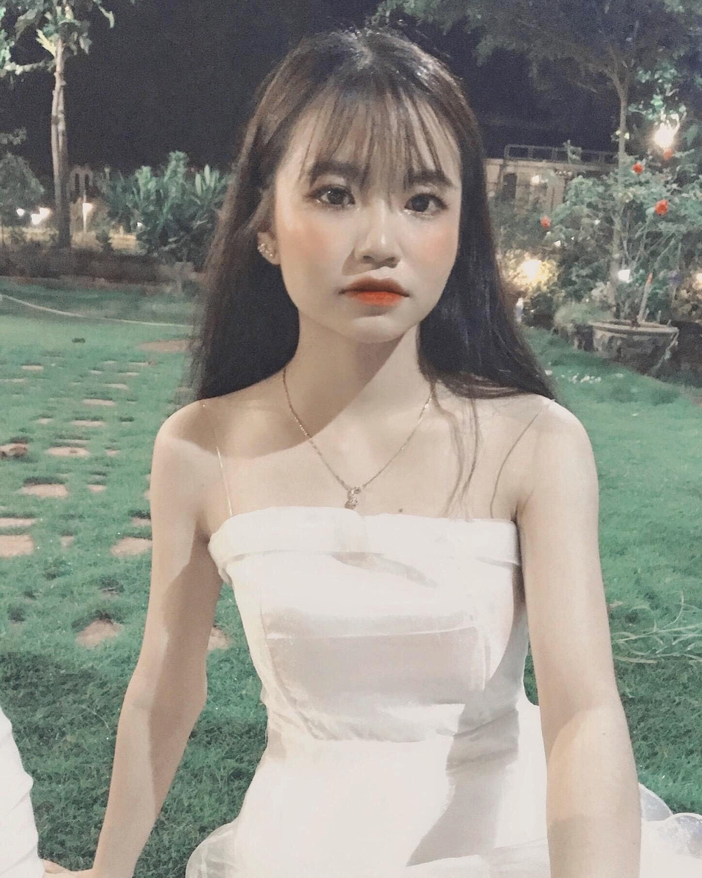 Nữ sinh Buôn Ma Thuột xinh đẹp, đam mê kinh doanh, muốn học trường ĐH Kinh tế TP.HCM ảnh 9