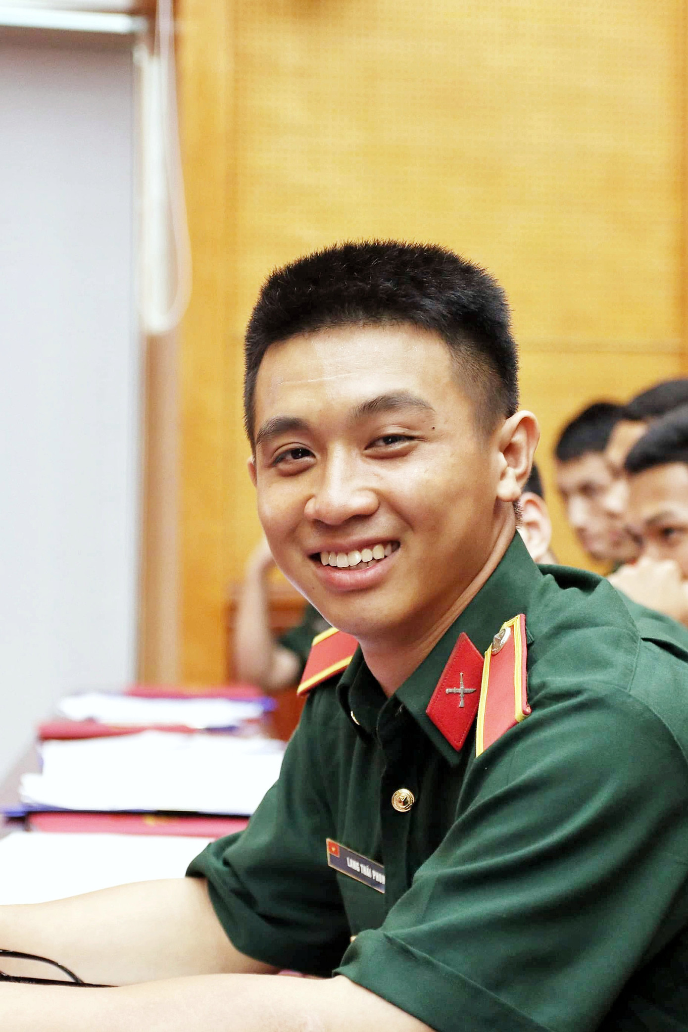 Đảng viên học sinh yêu màu xanh tình nguyện và màu xanh quân ngũ ảnh 8