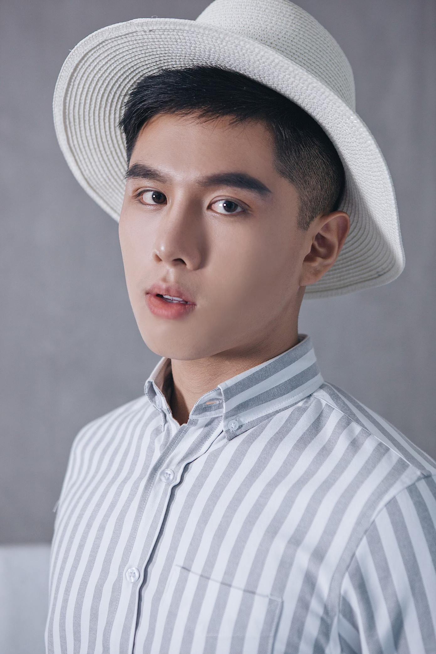 Hot boy Đức Anh ghi điểm với khán giả trong bộ ảnh mới ảnh 1