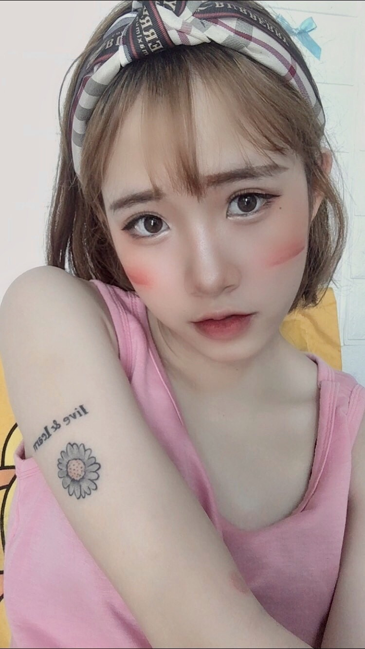 10X nghỉ học giữa chừng theo nghề make-up: “Tôi hạnh phúc vì được làm điều mình yêu” ảnh 1