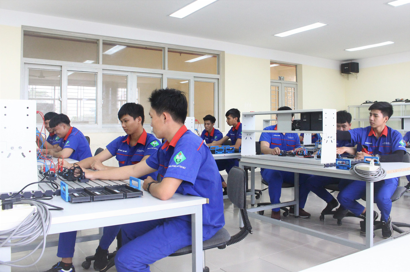 Trường Đại học Sư phạm kỹ thuật Vĩnh Long: Tự hào quá khứ, kiến tạo tương lai ảnh 10