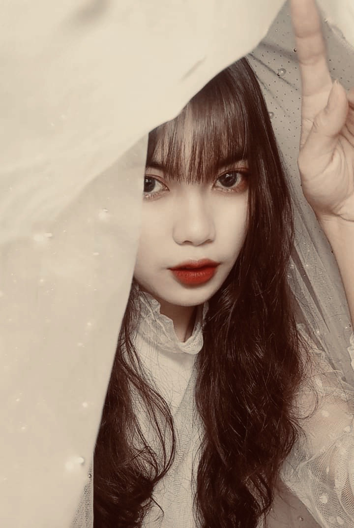 Nữ sinh Sư phạm ước được trình diễn những bộ trang phục tự mình thiết kế trên sàn catwalk ảnh 10