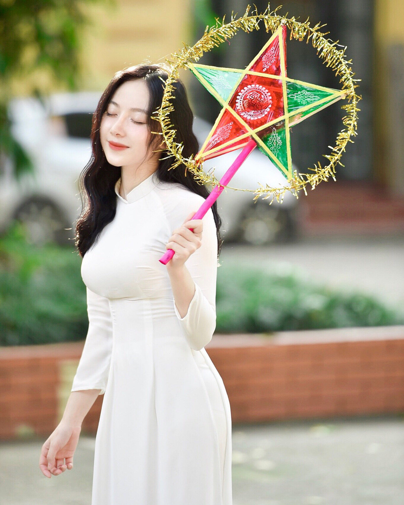 Nữ sinh báo chí đam mê ca hát, trưởng thành từ những khó khăn ảnh 9