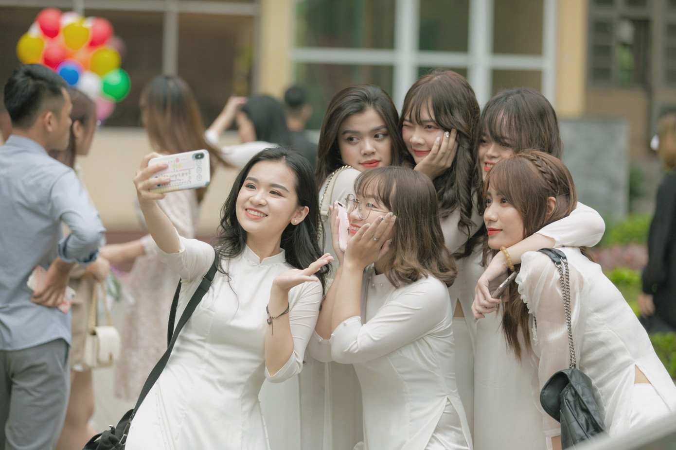 Bộ ảnh kỷ yếu thời sinh viên: “Trường Báo đã cho tôi cơ hội để trưởng thành” ảnh 19