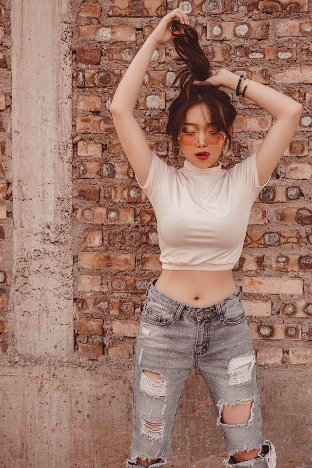 Nữ sinh 10X đa-zi-năng hút fan với vẻ đẹp gây thương nhớ ảnh 10