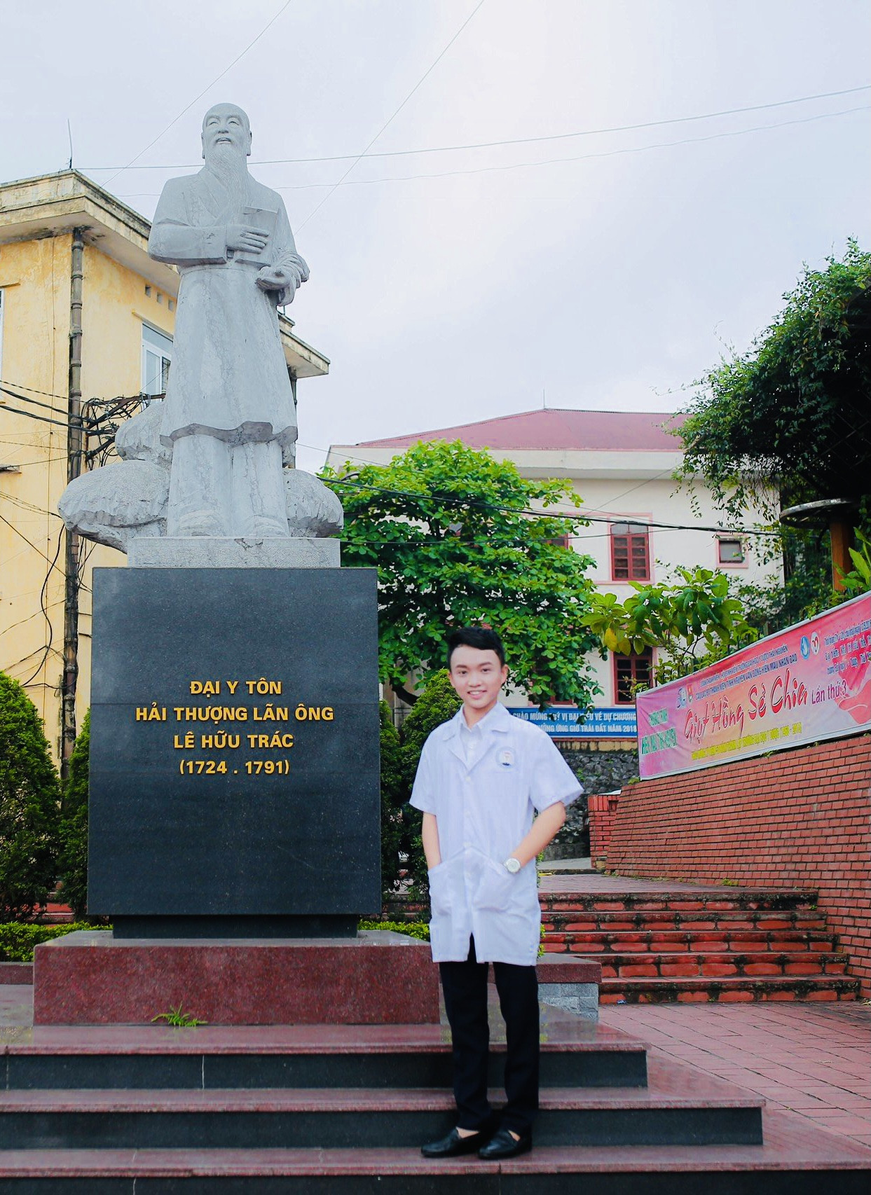 Thầy giáo trường Y đồng sáng lập trung tâm đào tạo MC từng bị loại vì giọng địa phương ảnh 2