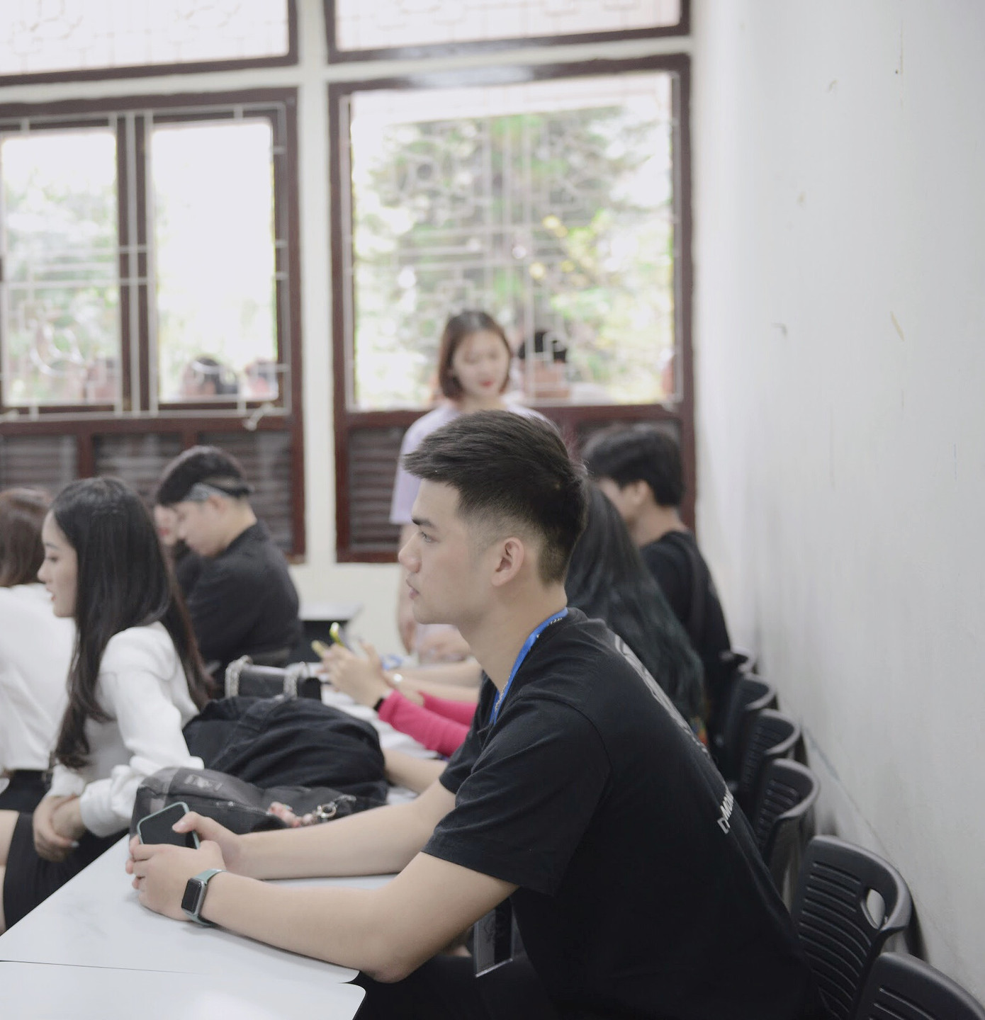 Từ vận động viên cầu lông cao 1m85 trở thành sinh viên Kế toán ảnh 6