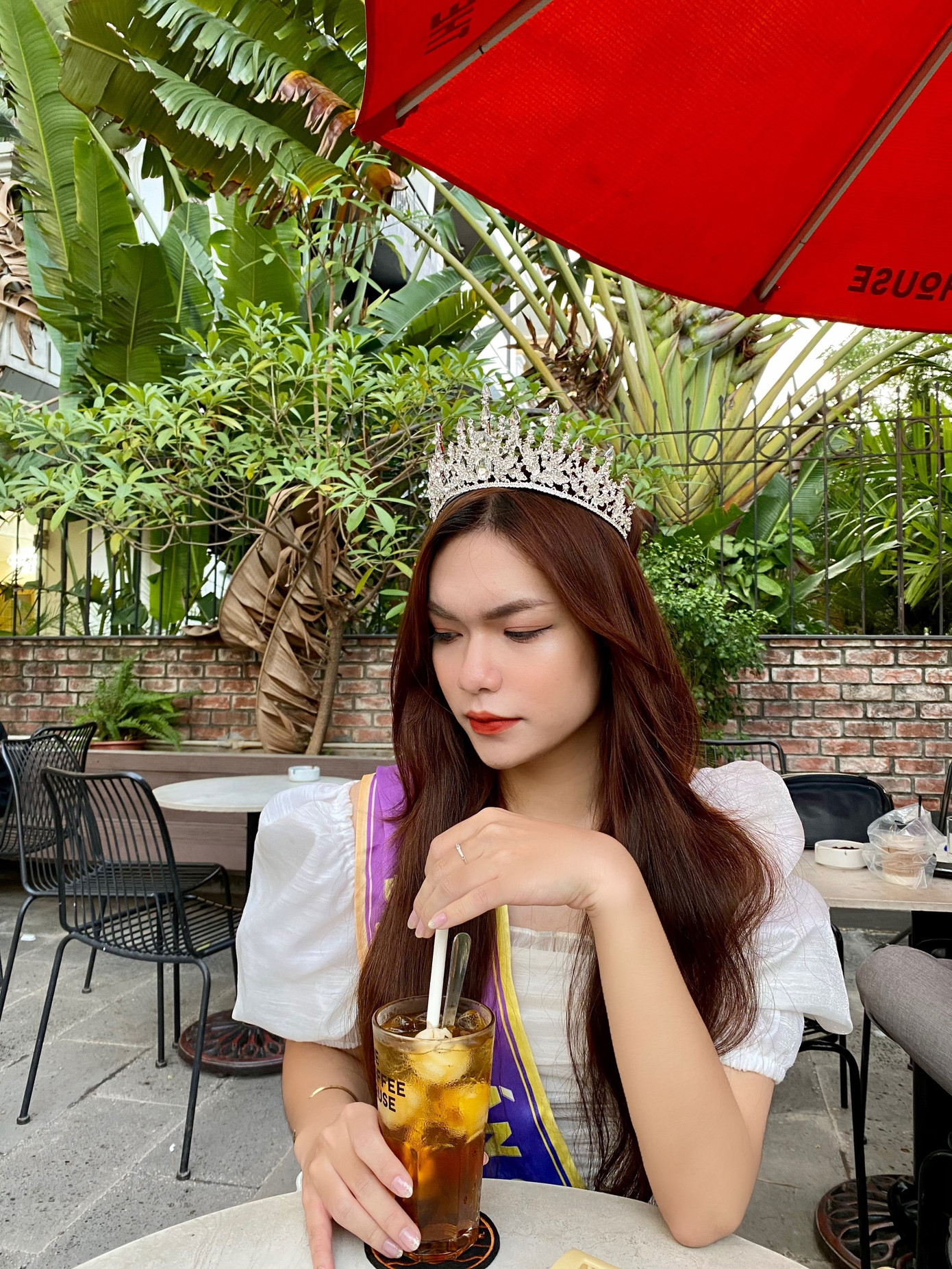 Hạnh phúc là khi được sống thật với chính bản thân mình ảnh 4