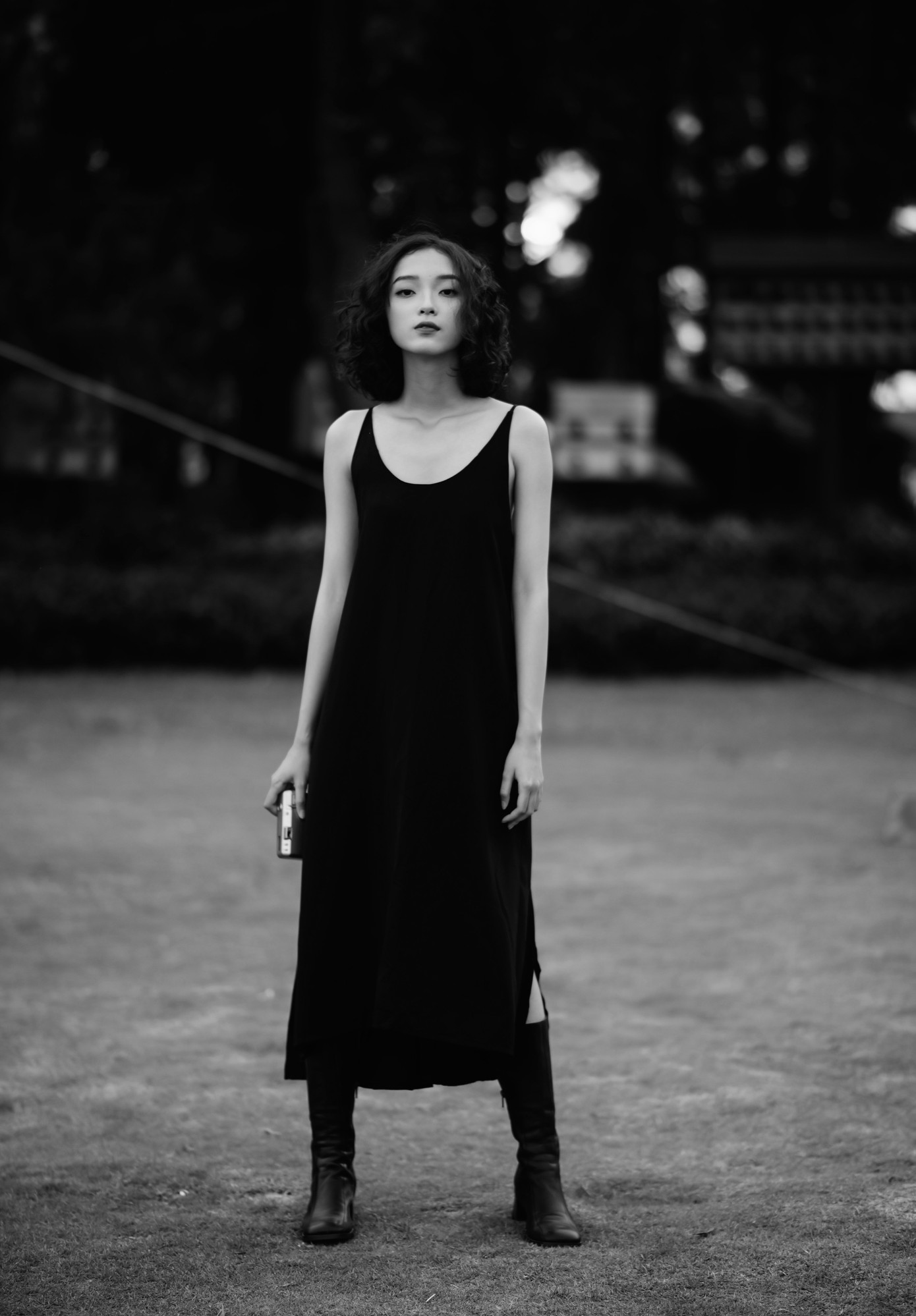 Khánh Linh – Vẻ đẹp độc lạ trong thế giới thời trang ảnh 15