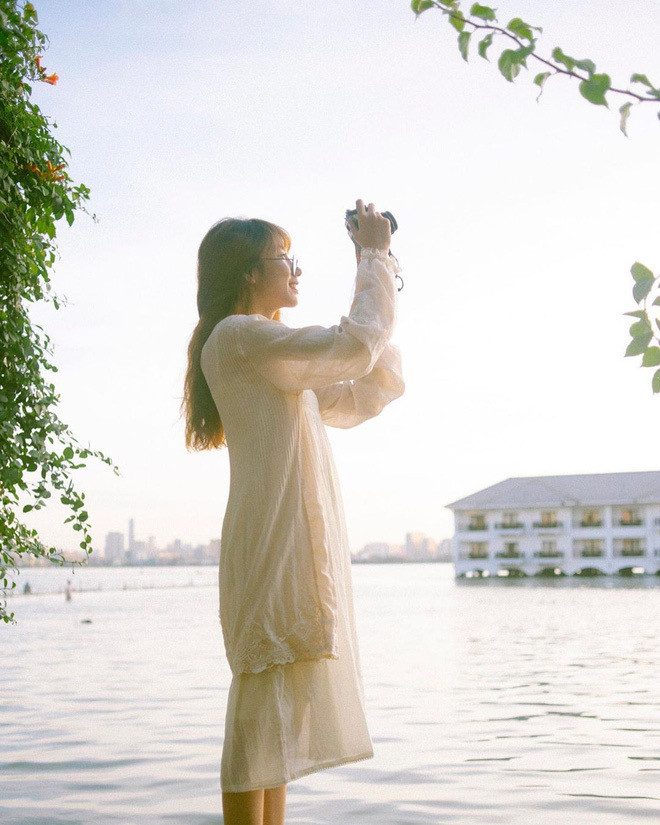 Hoàng hôn hồ Tây: Điểm check-in, thư giãn của giới trẻ Hà Thành ảnh 6