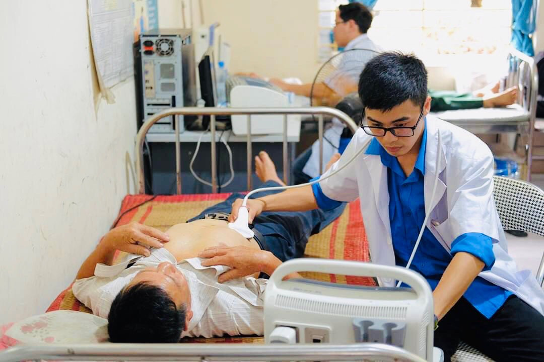 Hành trình Tháng Bảy tri ân tình nguyện của tuổi trẻ trường Đại học Y Dược Thái Nguyên ảnh 1