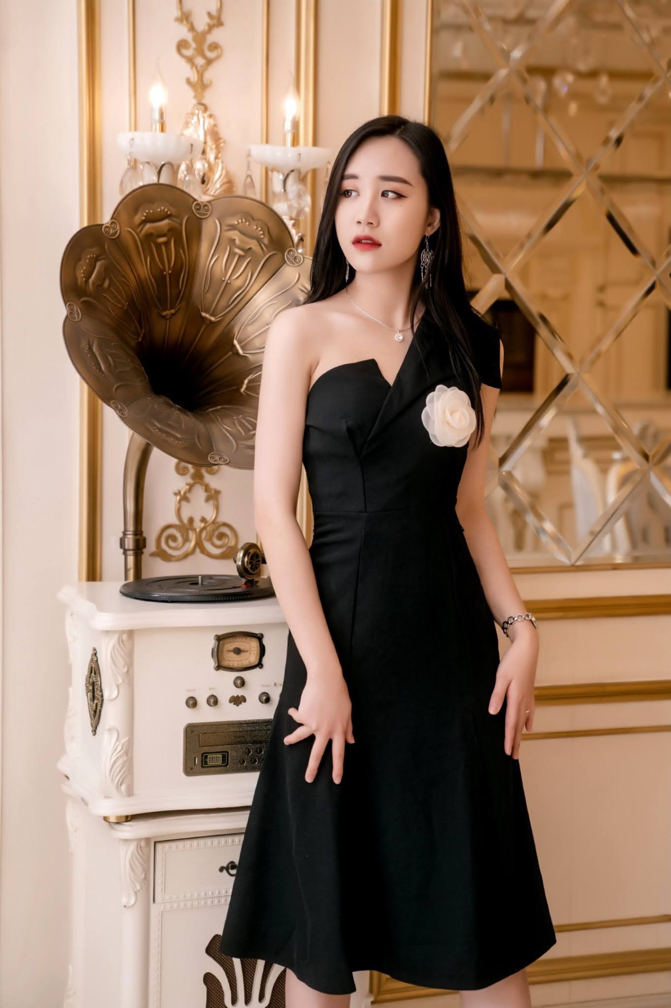 Hoa khôi trường Lê Lợi vào trường Đại học Ngoại thương ảnh 3