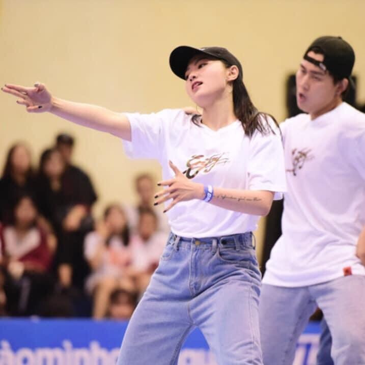 Hoa khôi trường Đại học FPT và hành trình thoát khỏi danh xưng tiểu thư ảnh 7