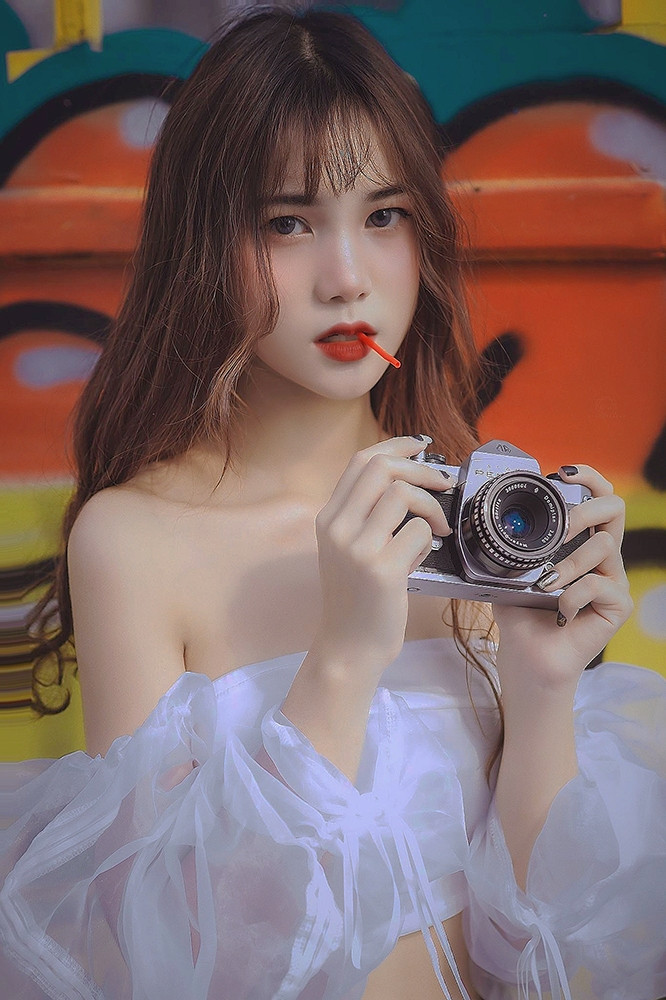 Hot girl Hà thành: “Hãy kiếm tiền trước sự già đi của bố mẹ” ảnh 12