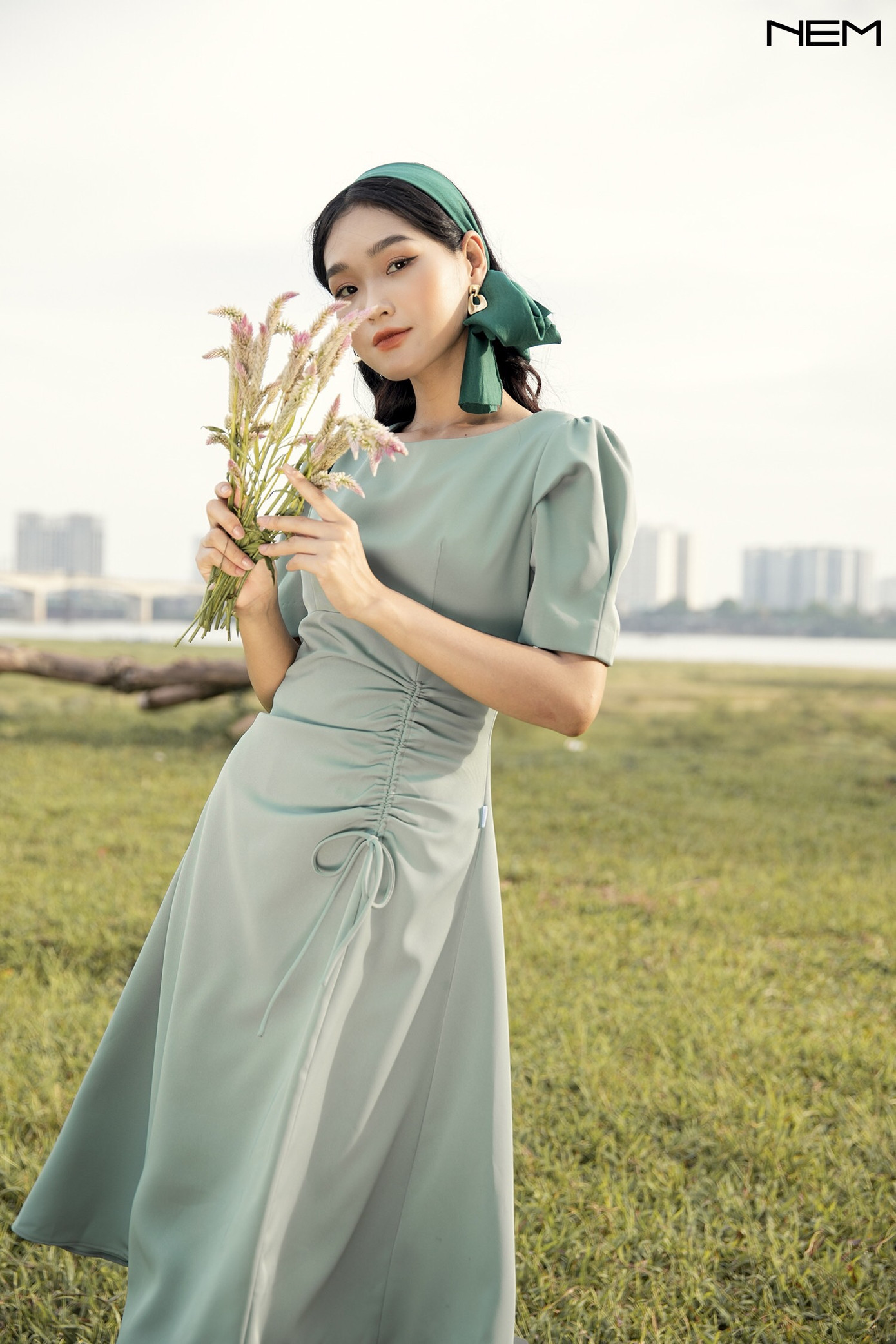 Nữ sinh Trường đại học Kinh tế Quốc dân xinh đẹp có hàng vạn người theo dõi ảnh 20