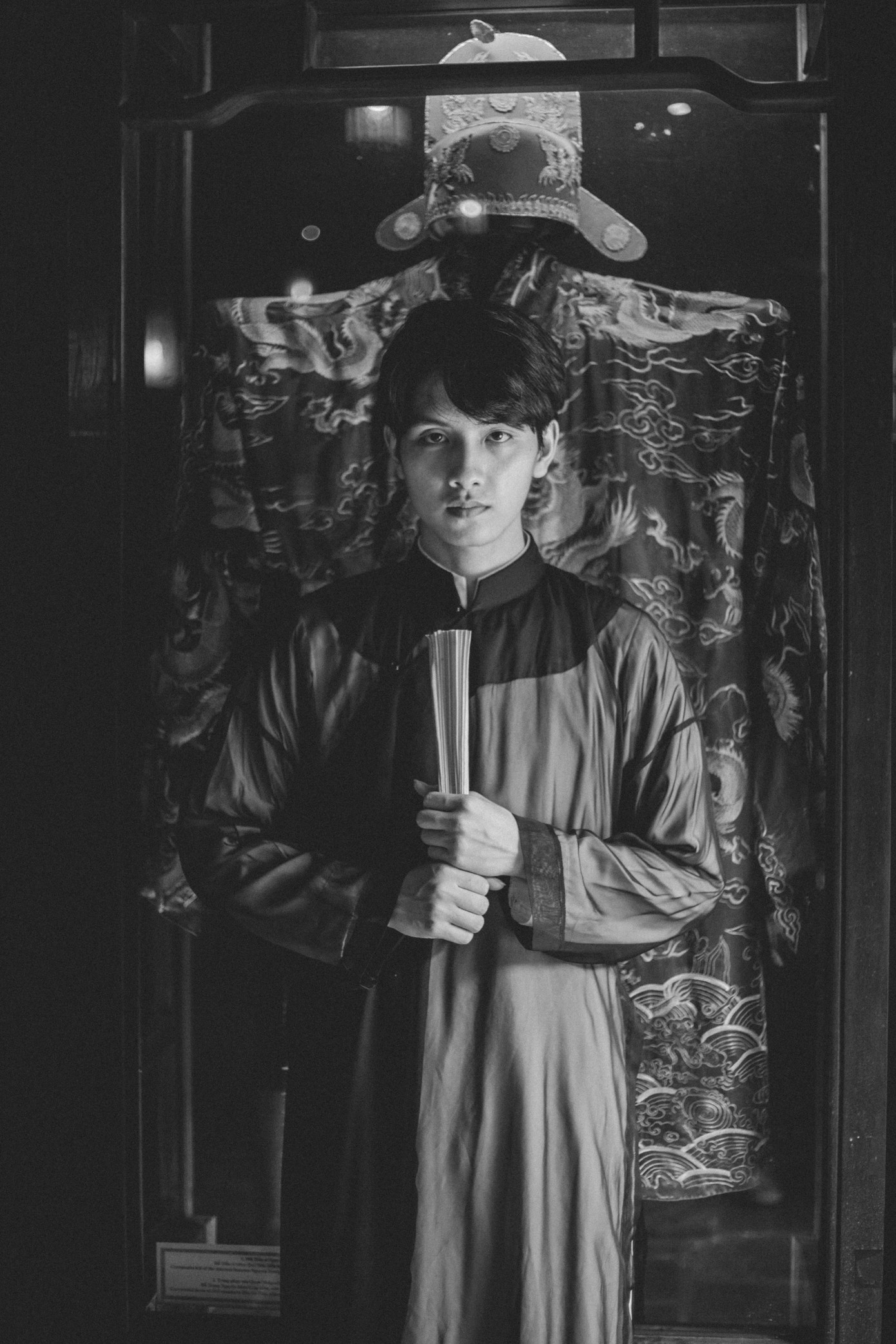 Hot boy Đại học Y trong bộ ảnh Quốc phục ảnh 12