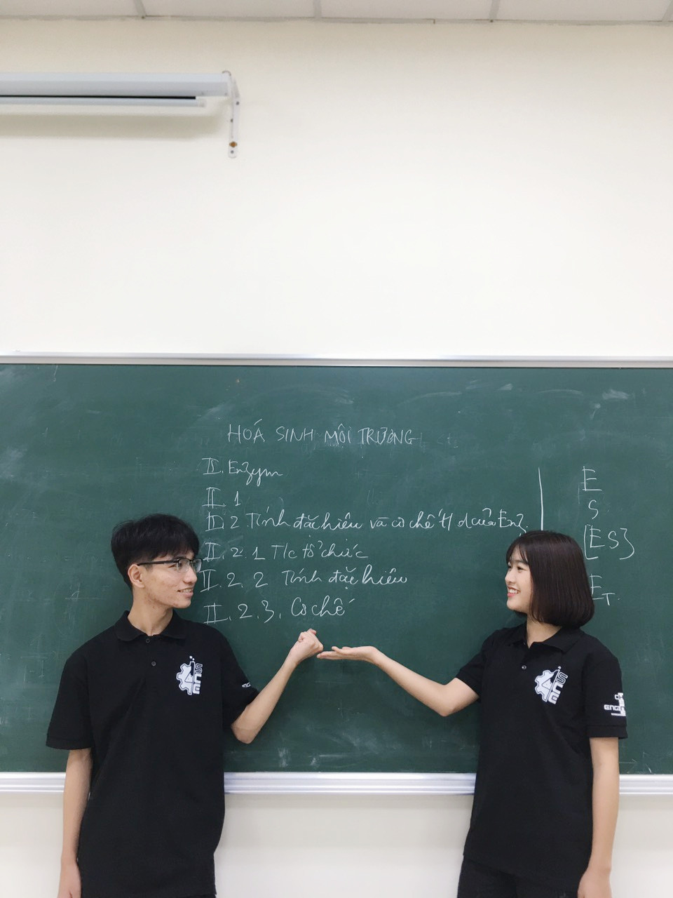 Chàng trai Bách Khoa từng trượt 2 lần khi thi vào lớp 10 ảnh 6