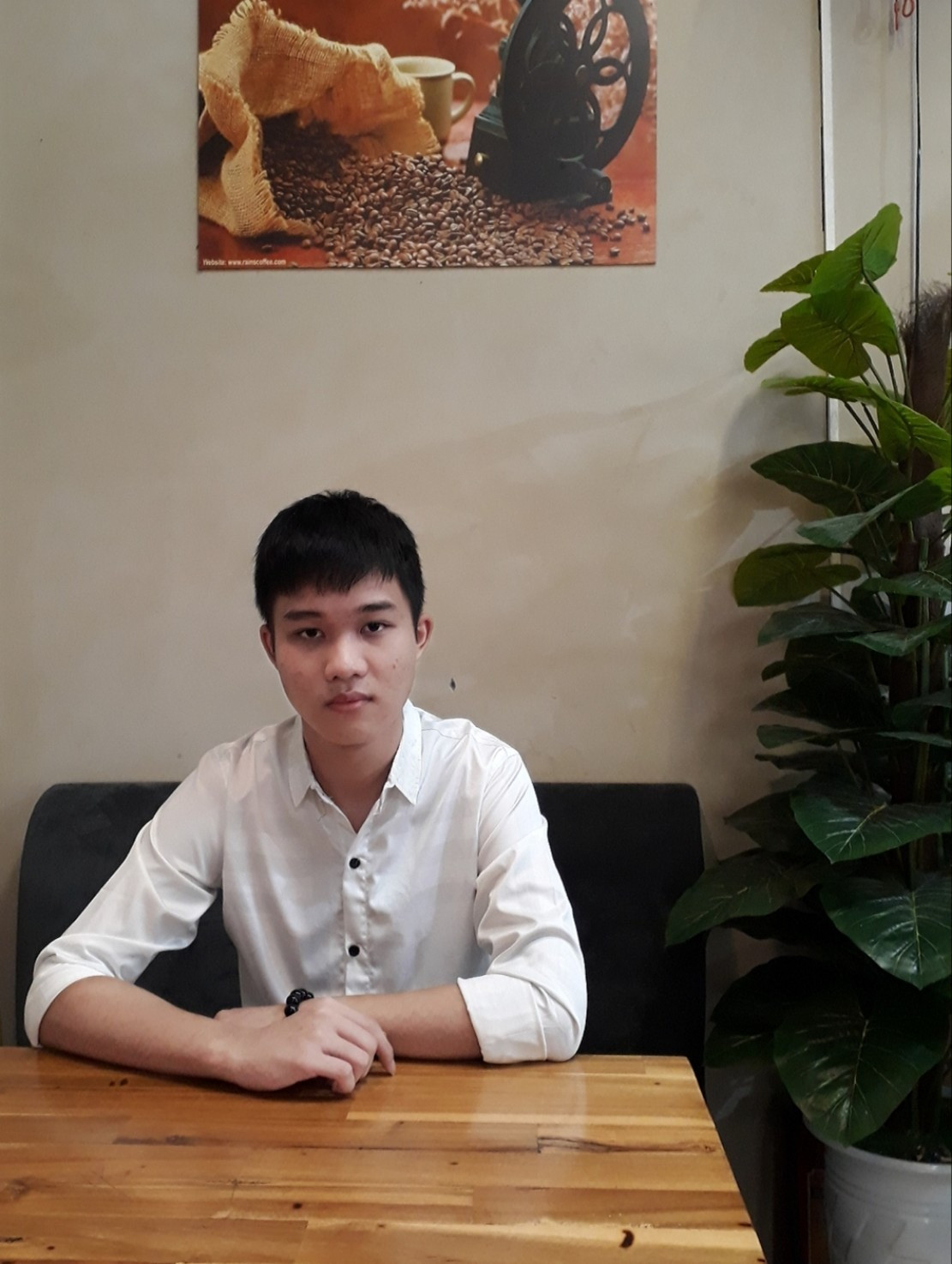 Chàng trai lớp 11 với nghiên cứu tìm nước ngầm cho bà con miền Trung ảnh 4