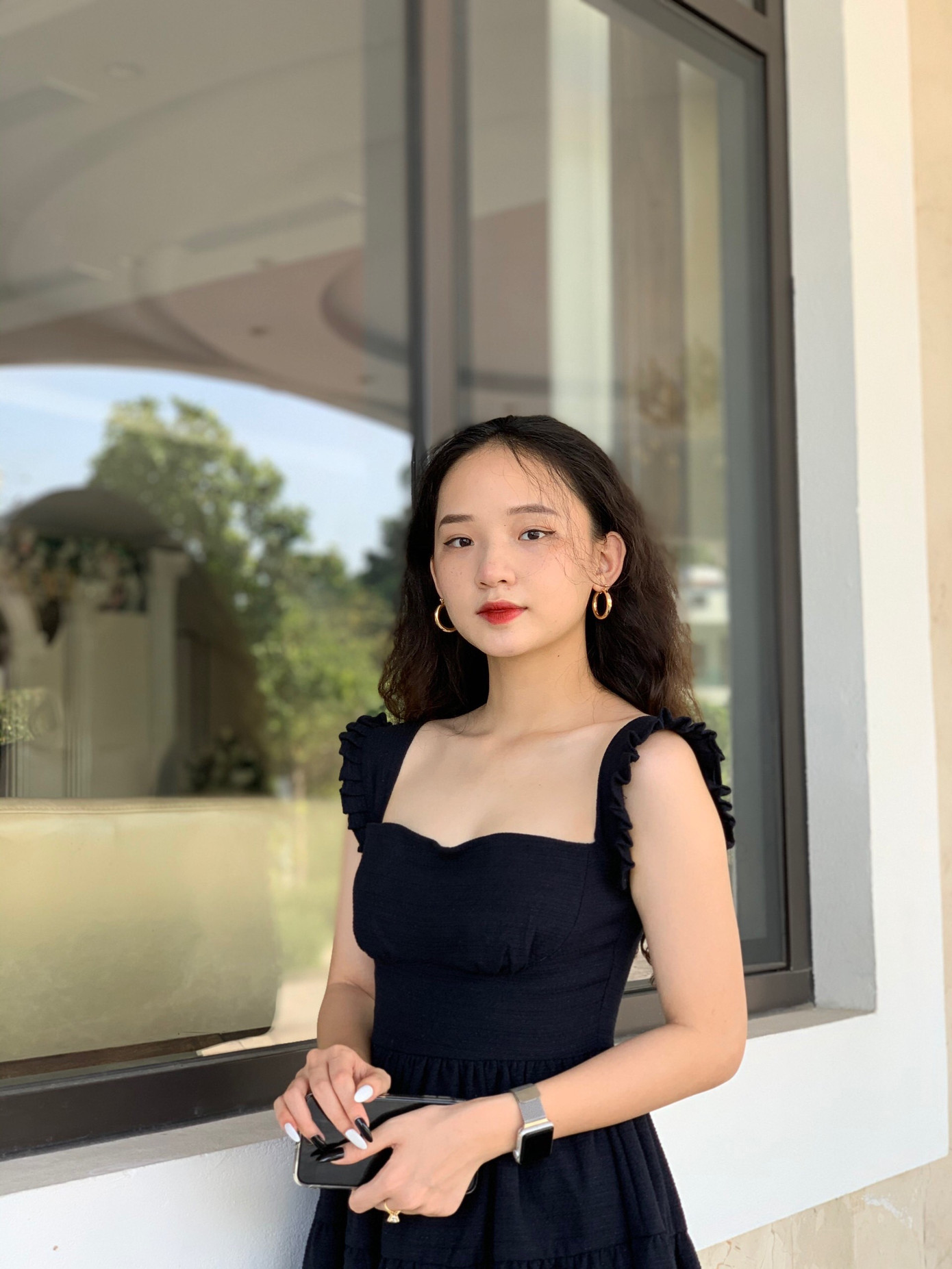 Hot girl Yên Bái đạt điểm thi cao vút gạt phăng định kiến “chân dài não ngắn“ ảnh 1