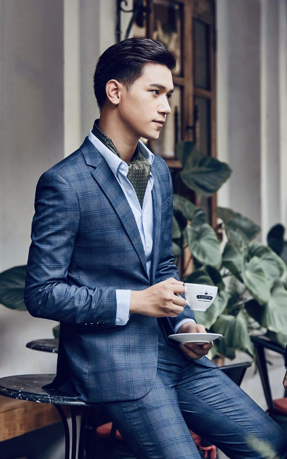 Nam sinh Tài chính Ngân hàng là Đảng viên, có thành tích học xuất sắc, thích làm người mẫu ảnh 6