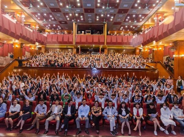 Nữ sinh trường Điện ảnh với quyết tâm: “Có công mài sắt, có ngày nên kim“ ảnh 18