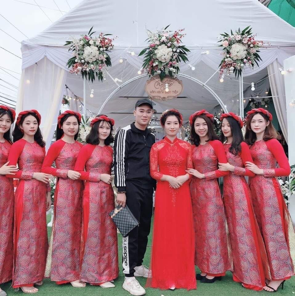 Chàng trai Nam Định cung cấp dịch vụ bê tráp cho ngót nghét nghìn cặp đôi ảnh 7