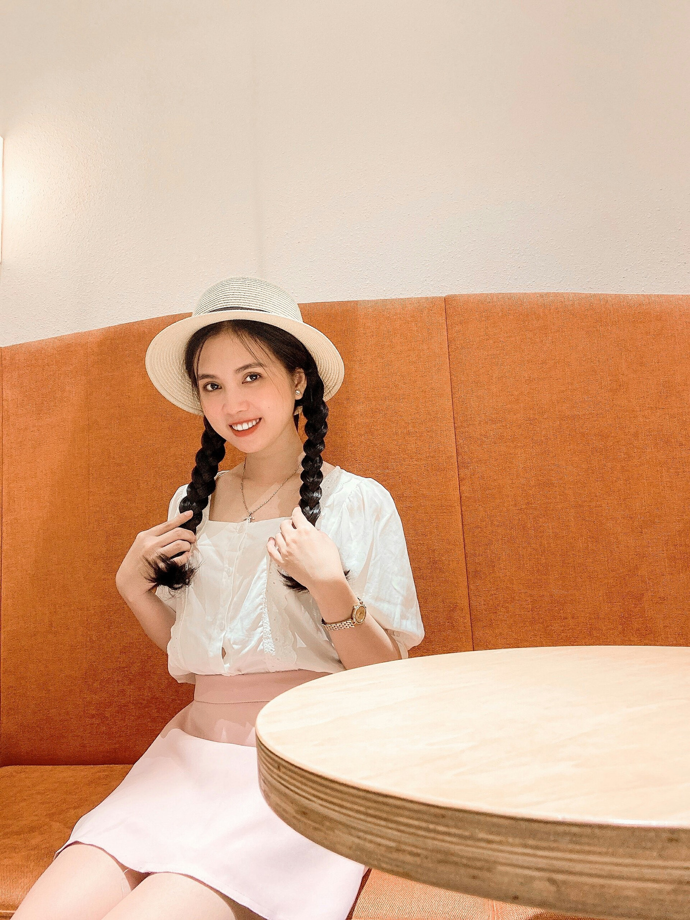 Nữ sinh giống Ngọc Trinh như đúc trải lòng ảnh 5