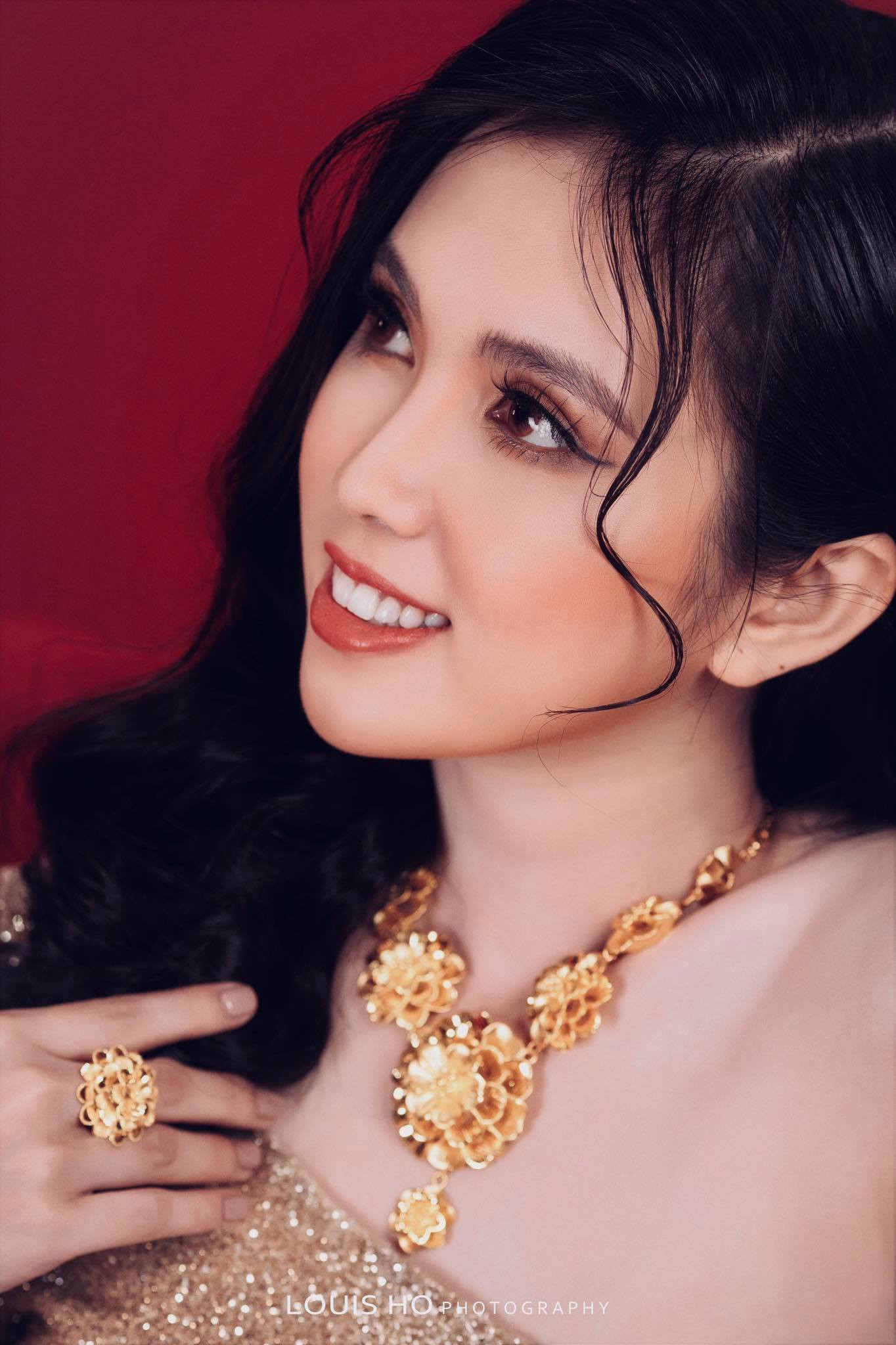 Nữ sinh giống Ngọc Trinh như đúc trải lòng ảnh 4