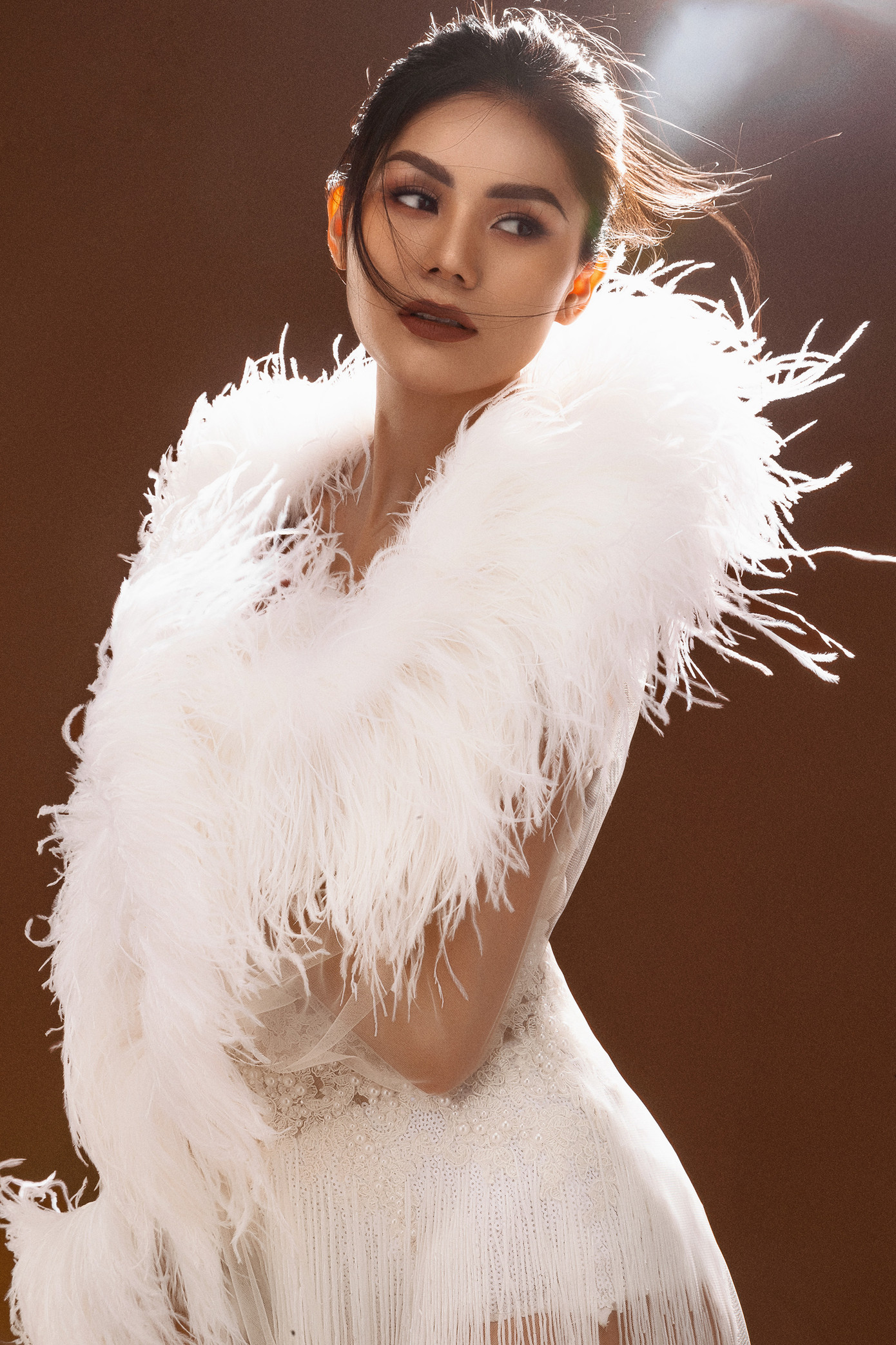  Hoa hậu Kim Nguyên: “Tôi chọn lối sống kín kẽ để luôn thấy bình yên“ ảnh 5