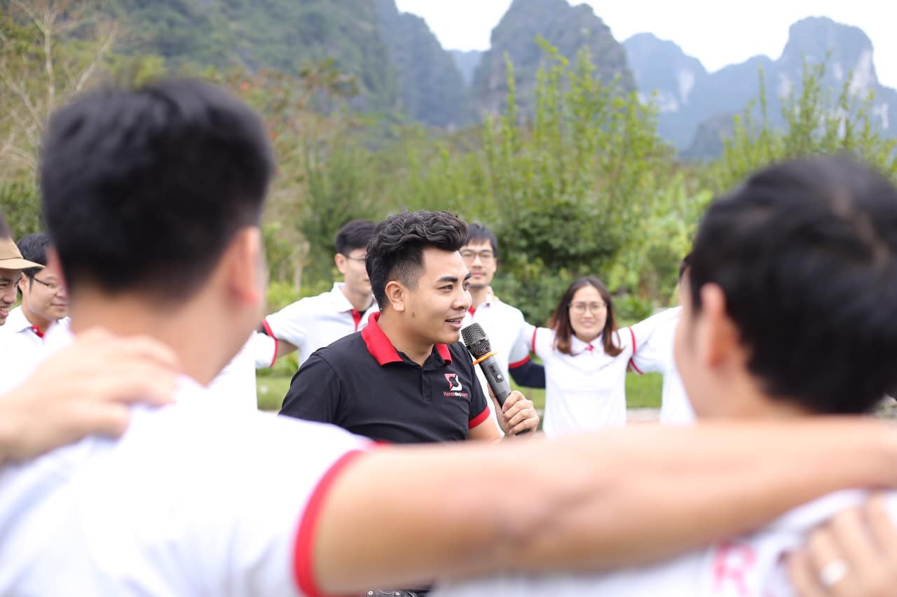 Chàng trai đam mê du lịch tỏa sáng với nghề ảnh 9